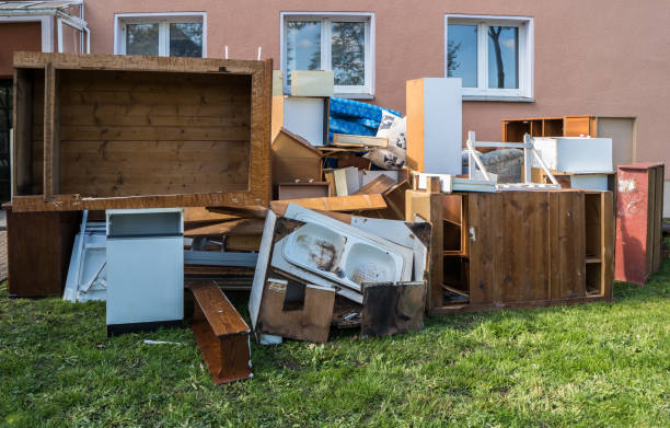 Best Yard Waste Removal  in South Pittsburg, TN